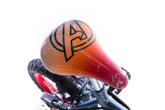 Children's bicycle 12  Huffy 22381W Avengers - imagine 6