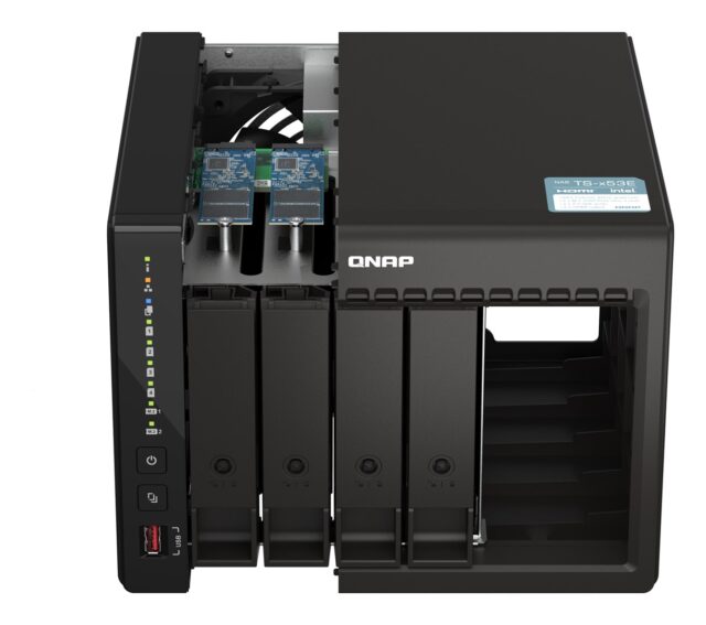 QNAP TS-453E NAS Tower Intel® Celeron® J6412 8 GB 0 TB QNAP QTS Black - imagine 3