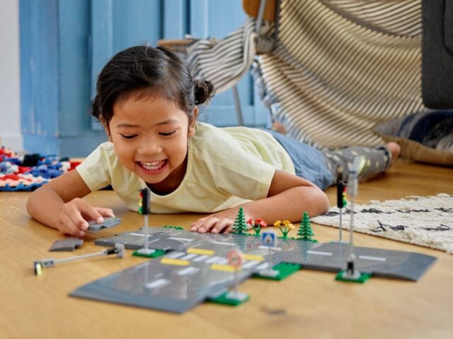 LEGO CITY 60304 ROAD PLATES - imagine 5