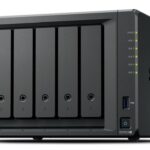 Synology DiskStation DS1525+ NAS/storage server Ryzen Embedded V1500B 8 GB DDR4 0 TB Black