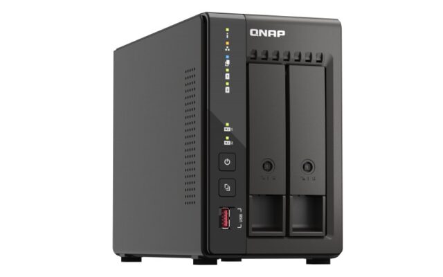 QNAP TS-253E NAS Tower Ethernet LAN Black J6412 - imagine 4