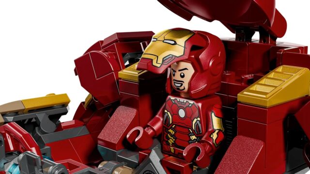 LEGO MARVEL 76343 Epic Battle: Hulkbuster vs. The Hulk - imagine 5