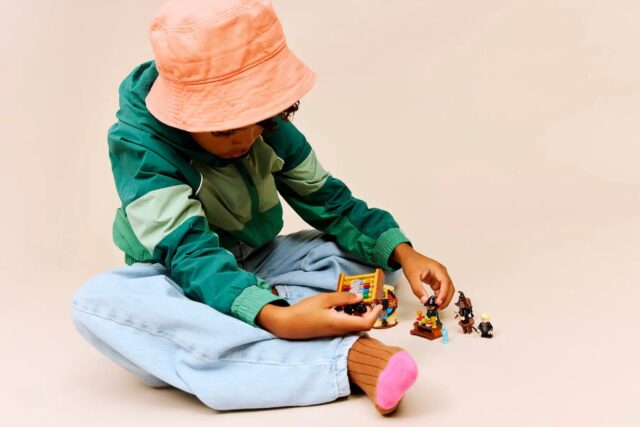 LEGO Harry Potter 76460 Zamek Hogwart: ceremonia przydziału - imagine 10