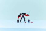 LEGO MARVEL 76337 Miles Morales Mech vs. Spider-Man 2099 - imagine 8