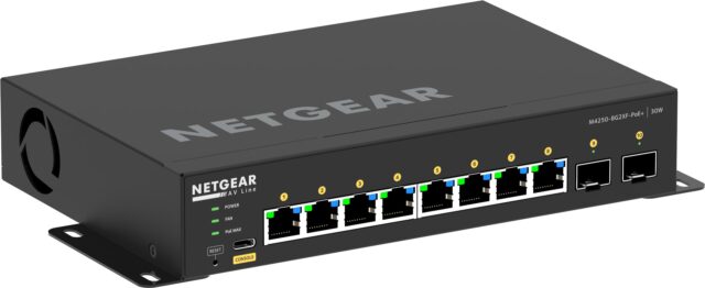NETGEAR 8x1G PoE+ 220W and 2xSFP+ Managed Switch - imagine 2