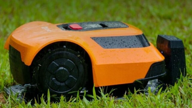EZVIZ RM600 orange robotic lawn mower - imagine 19