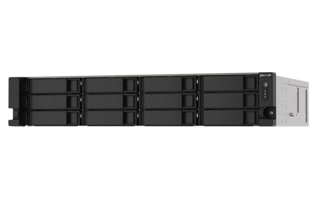 QNAP TS-1273AU-RP-8G NAS/storage server Rack (2U) Ryzen Embedded V1500B 8 GB DDR4 0 TB QNAP QTS Aluminium  Black - imagine 3