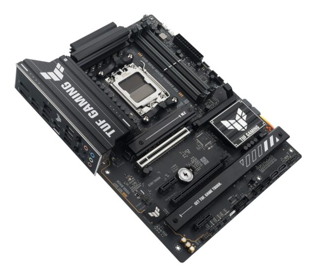 ASUS TUF GAMING B650E-PLUS WIFI AMD B650 Socket AM5 ATX - imagine 15