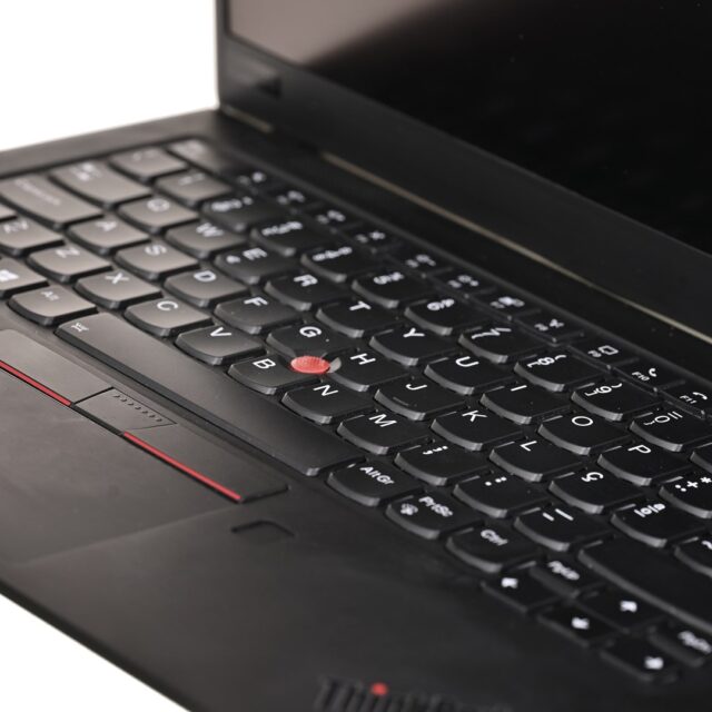 LENOVO X1 Carbon Gen. 8th i7-10610U 16GB 512GB SSD 14  FHD Win11pro  USED US QWERTY - imagine 3