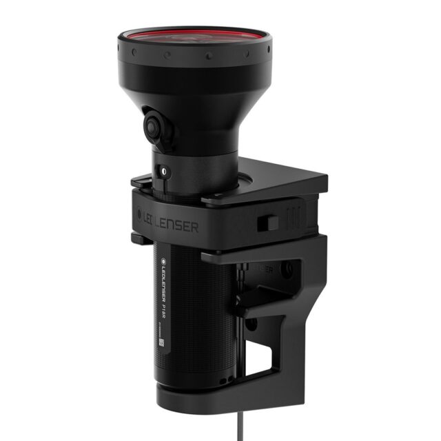 Ledlenser P18R Black Hand flashlight LED - imagine 4