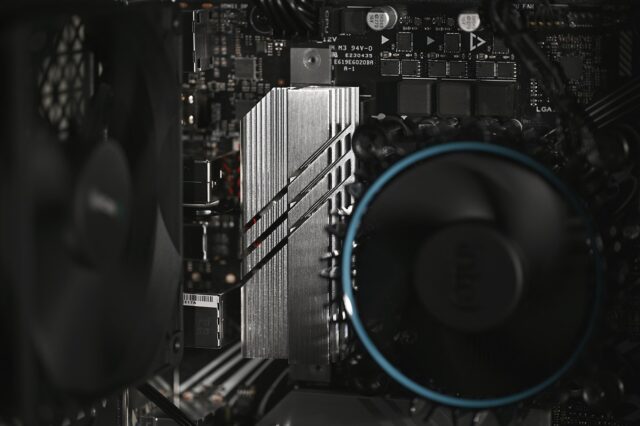 Actina 5901443387459 workstation Intel® Core™ i5 i5-14400 16 GB DDR4-SDRAM 1 TB SSD NVIDIA RTX A2000 Windows 11 Pro Midi Tower Black - imagine 13