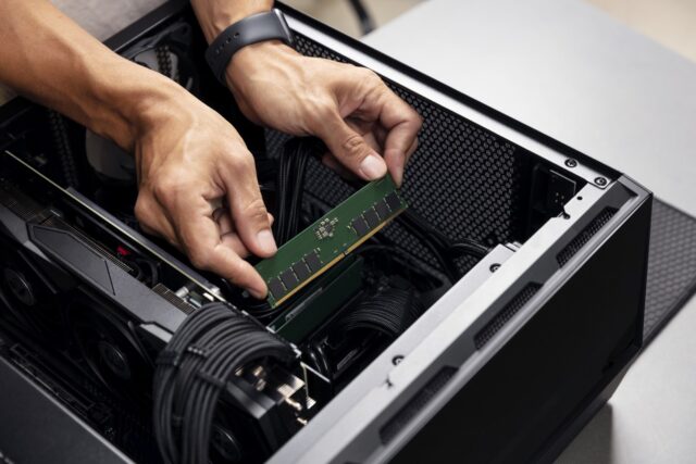 Kingston Technology ValueRAM KVR48U40BS8-16 memory module 16 GB 1 x 16 GB DDR5 - imagine 4