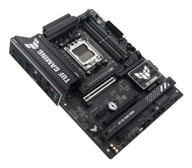 ASUS TUF GAMING B650E-PLUS WIFI AMD B650 Socket AM5 ATX - imagine 14