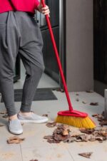 Broom VILEDA 2in1 Garden Outdoor (red/yellow) - imagine 9