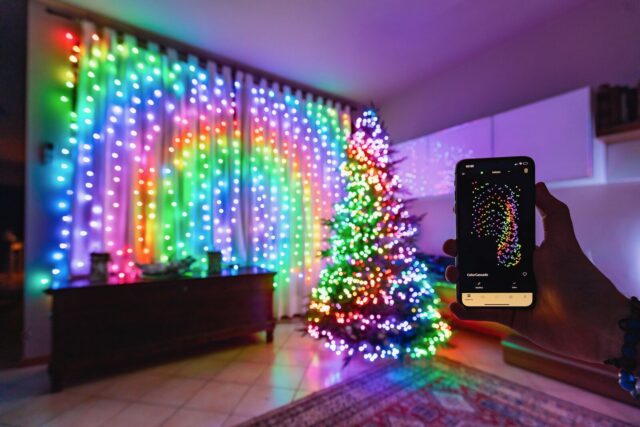 TWINKLY Curtain 210 (TWW210SPP-TEU) Intelligent LED Lights 210 LED RGB+W 2 1 m - imagine 7