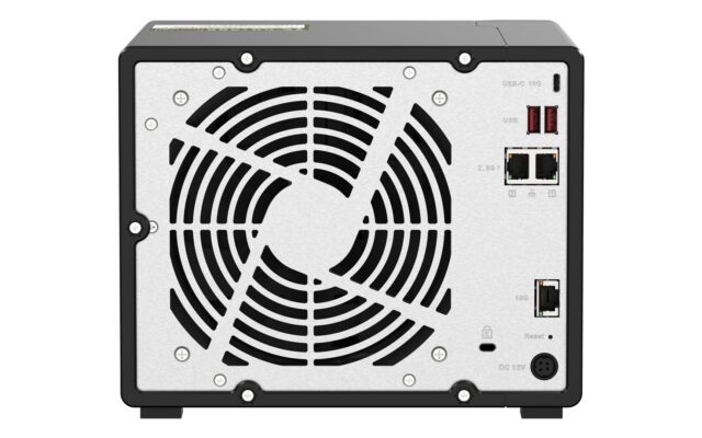 QNAP TS-H973AX NAS Tower Ryzen Embedded V1500B 8 GB DDR4 0 TB QuTS hero Black - imagine 6