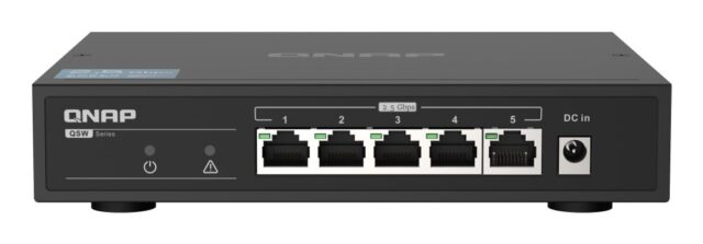 QNAP TS-673A-SW5T (TS-673A-8G + switch QSW-1105-5T 5x2.5GbE)  Tower Ethernet LAN Anthracite V1500B - imagine 8