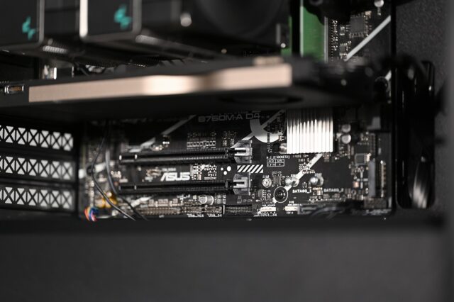 Actina 5901443387466 workstation Intel® Core™ i7 i7-14700 32 GB DDR4-SDRAM 1 TB SSD NVIDIA RTX A4000 Windows 11 Pro Midi Tower Black - imagine 10