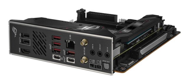 ASUS ROG STRIX B650E-I GAMING WIFI AMD B650 Socket AM5 mini ITX - imagine 3