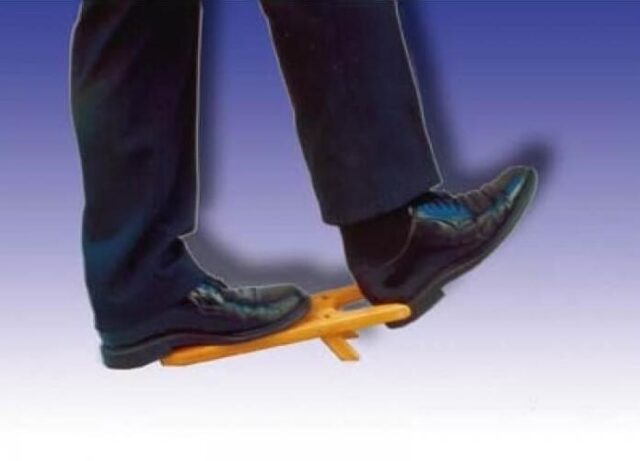Shoe removal device - imagine 2