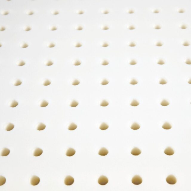 Qmed Breathable kid pillow - imagine 5