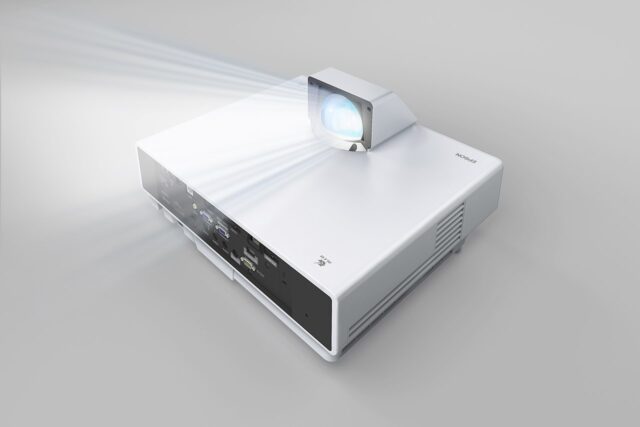 Epson EB-800F data projector Ultra short throw projector 5000 ANSI lumens 3LCD 1080p (1920x1080) White - imagine 8