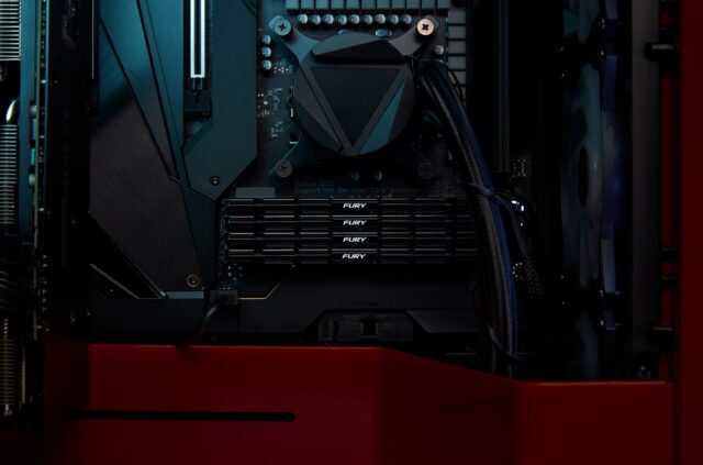 Kingston Technology FURY 16GB 3200MT/s DDR4 CL16 DIMM (Kit of 2) Renegade Black - imagine 21