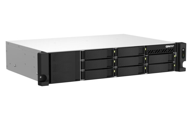QNAP TS-864EU-8G NAS/storage server Rack (2U) Ethernet LAN Black - imagine 3