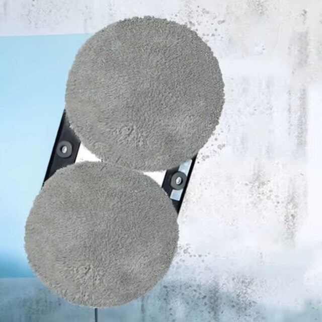 BLOW LUMINO window cleaning robot - imagine 2