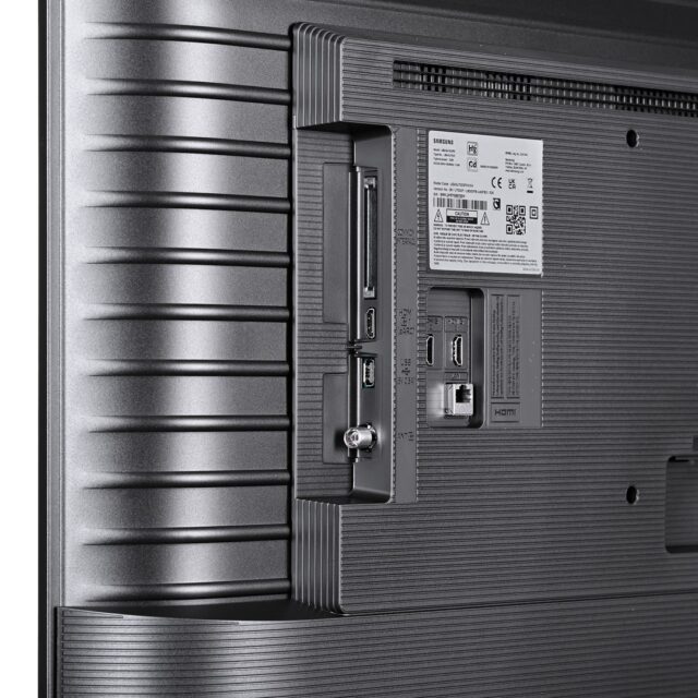 Samsung UE55U7022FK 139.7 cm (55 ) 4K Ultra HD Smart TV Wi-Fi Black - imagine 4