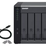 QNAP TR-004 storage drive enclosure HDD/SSD enclosure Black 2.5/3.5