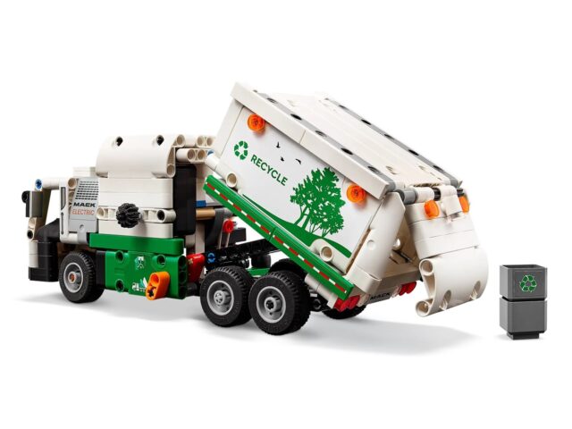 LEGO TECHNIC 42167 MACK LR ELECTRIC GARBAGE TRUCK - imagine 6