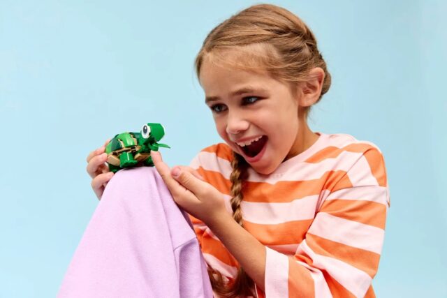 LEGO CREATOR 3 IN 1 31377 Turtle with a Water Lily Flower - imagine 7