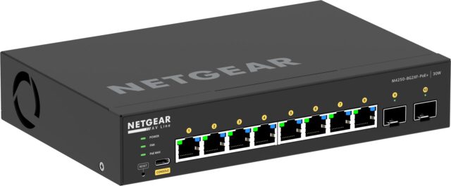 NETGEAR 8x1G PoE+ 220W and 2xSFP+ Managed Switch - imagine 11