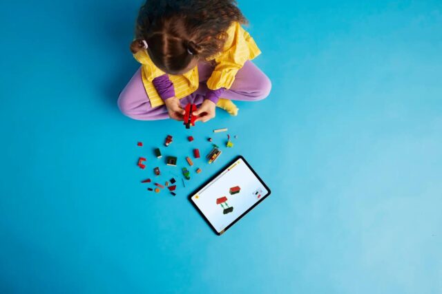 LEGO MARVEL 76287 Iron Man with Bike and The Hulk - imagine 8