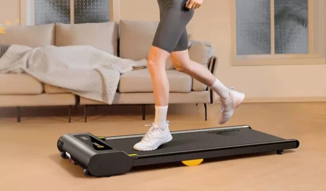 Urevo Spacewalk SP 1 Lite Treadmill (URTM022) - imagine 18