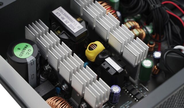 DeepCool PF700 power supply unit 700 W 20+4 pin ATX ATX Black - imagine 9