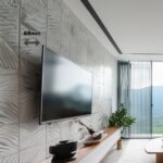 Maclean TV MC-421 Wall Mount Bracket 32 -90  VESA 600x400 80kg Tilting Universal Adjustable Spirit Level Accessories Flat Slim - imagine 2