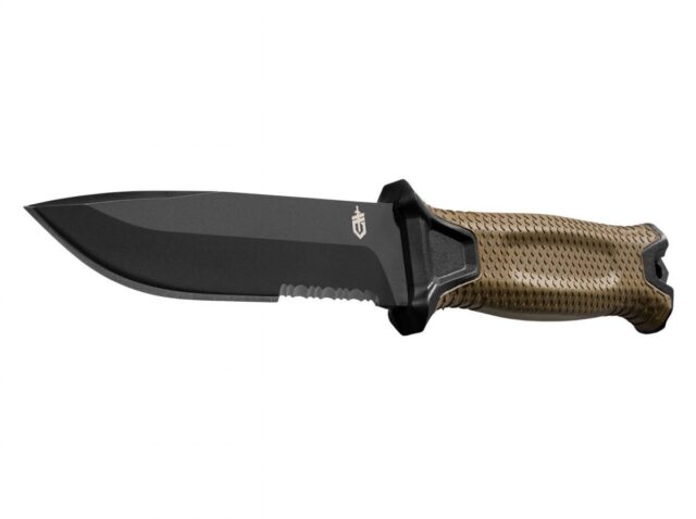 Survival knife GERBER Strongarm Fixed Serrated Coyote - imagine 2