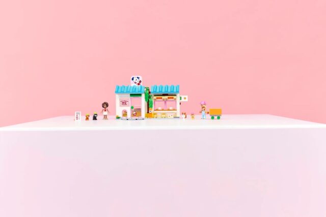 LEGO Friends 42677 Piekarnia z przysmakami dla psów - imagine 7