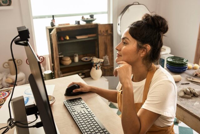 HP Wireless Mouse 920 Ergo Vertical Black - imagine 16