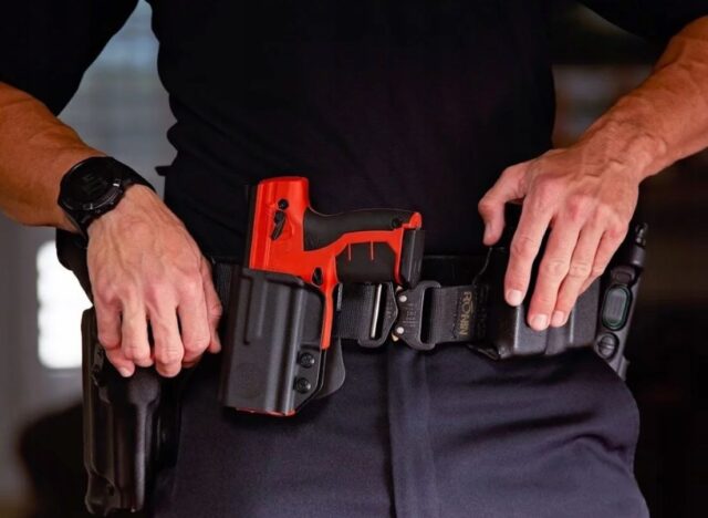 BYRNA LE BLACK pistol  caliber .68  CO2-12g set - imagine 8