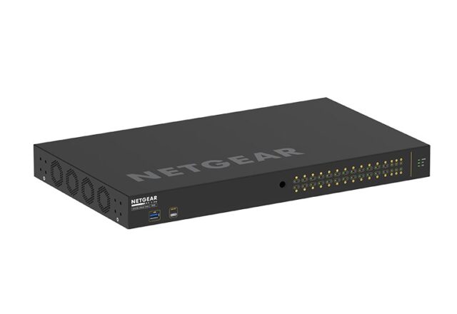 NETGEAR GSM4230P-100EUS network switch Managed L2/L3 Gigabit Ethernet (10/100/1000) Power over Ethernet (PoE) 1U Black - imagine 3