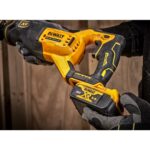DeWALT DCS382N-XJ reciprocating saw - imagine 5