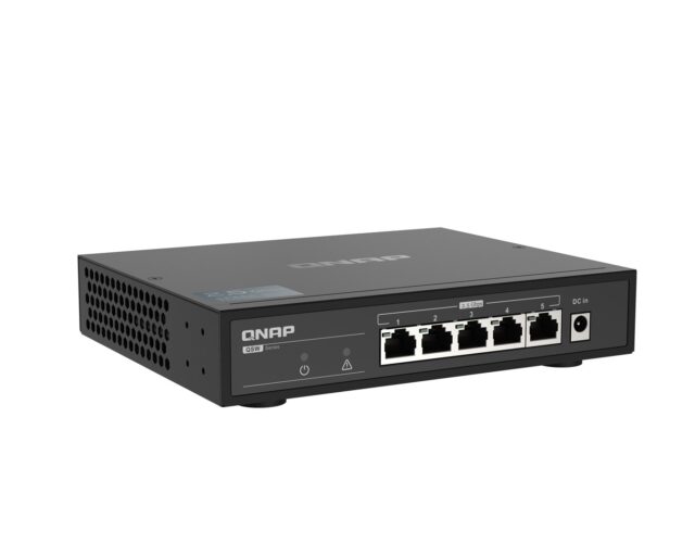 QNAP QSW-1105-5T network switch Unmanaged Gigabit Ethernet (10/100/1000) Black - imagine 7