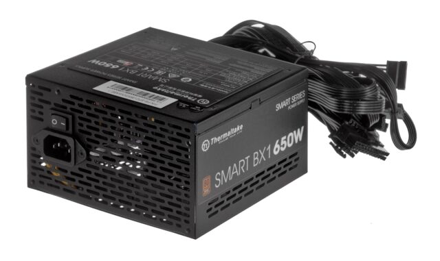 Thermaltake Smart BX1 power supply unit 650 W 24-pin ATX ATX Black - imagine 7