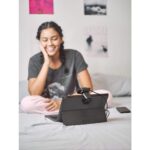 Manhattan USB Webcam  Two Megapixels (Clearance Pricing)  1080p Full HD  USB-A  Integrated Microphone  Adjustable Clip Base  30 frame per second  Black  Three Year Warranty  Box - imagine 9