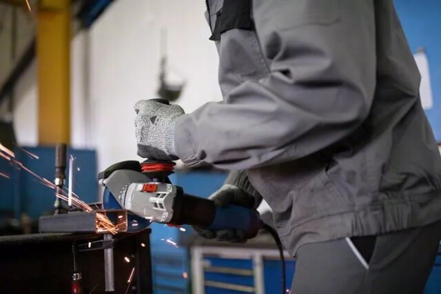 Bosch GWS 17-125 S angle grinder 12.5 cm 11500 RPM 1700 W 2.2 kg - imagine 2