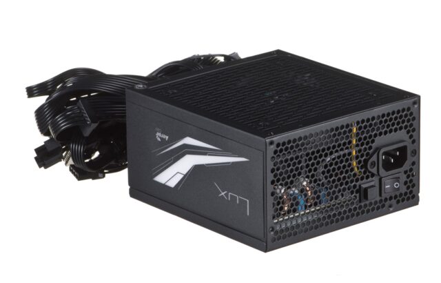 Power supply Aerocool Lux RGB 550M 550 W Black - imagine 3