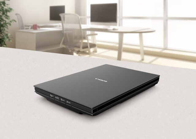 Canon CanoScan LiDE 300 flatbed scanner  Black - imagine 3